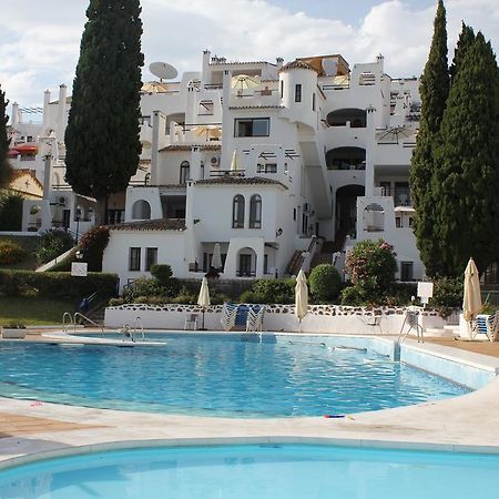 Apartamento Turistico Pueblo Evita Leilighet Benalmádena Eksteriør bilde