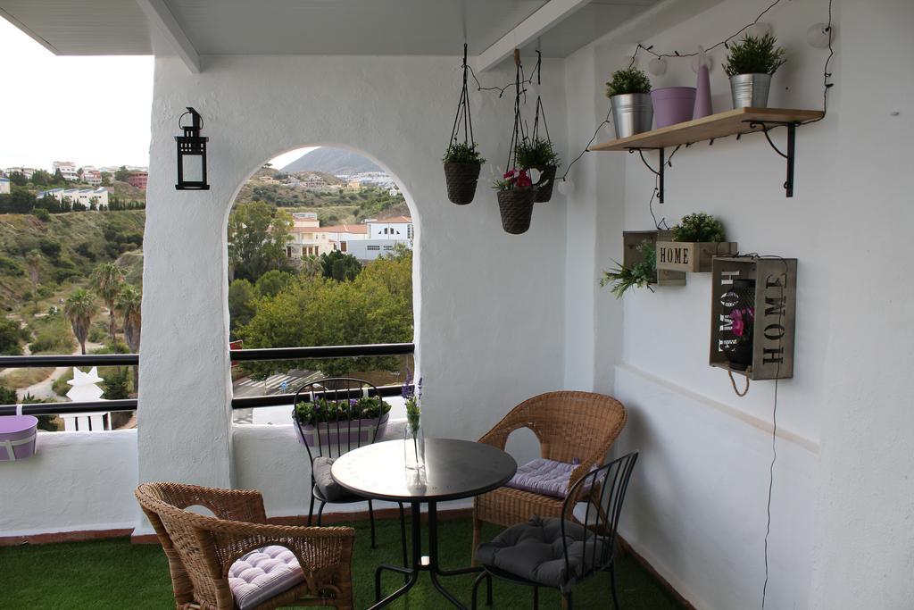 Apartamento Turistico Pueblo Evita Leilighet Benalmádena Eksteriør bilde